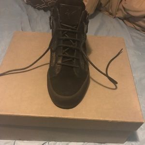 Men size 8 US Giuseppe